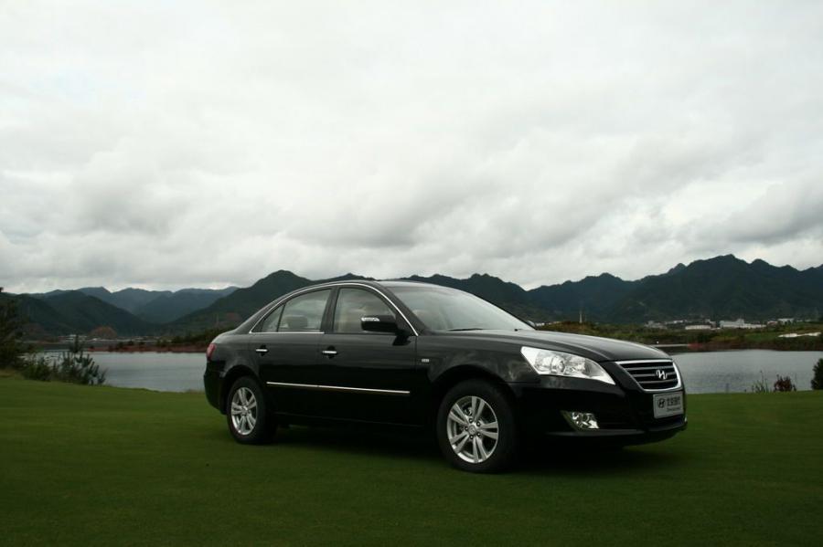  Hyundai Sonata Sedan 2008 года  (фото 10 из 15)